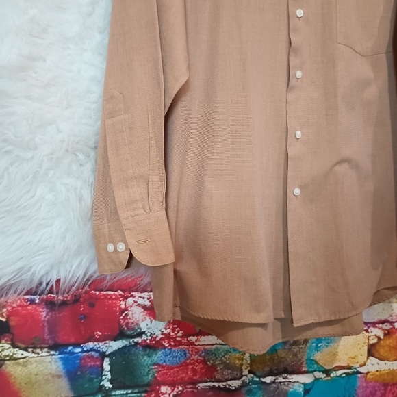Van Heusen Beige Tan Long Sleeve Button Down Shirt Size 15.5 32/33 - Picture 5 of 8